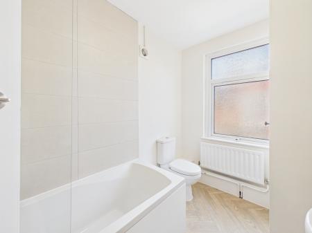 2 bedroom Terraced House for sale in Cranmer Street, Leicester, LE3