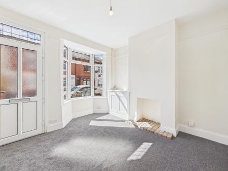 2 bedroom Terraced House for sale in Cranmer Street, Leicester, LE3