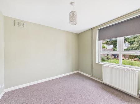 3 bedroom Terraced House for sale in Spendlow Gardens, Leicester, LE2