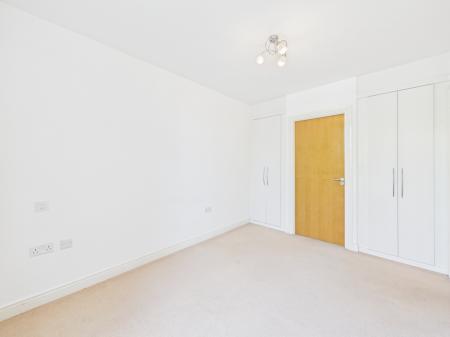 4 bedroom Terraced House for sale in Woodford Road, Leicester, LE2