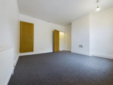 3 bedroom Terraced House to let in Clifford Street, South Wigston