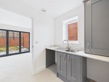 3 bedroom Detached house for sale in Kennelmore Road, Melton Mowbray, LE13