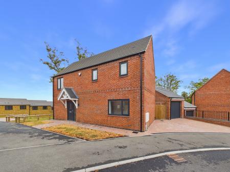 3 bedroom Detached house for sale in Kennelmore Road, Melton Mowbray, LE13