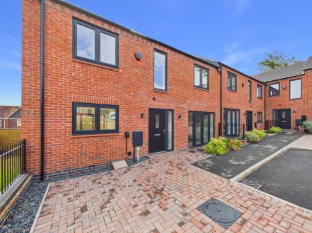 3 bedroom Terraced House for sale in Mable Close, Melton Mowbray, LE13