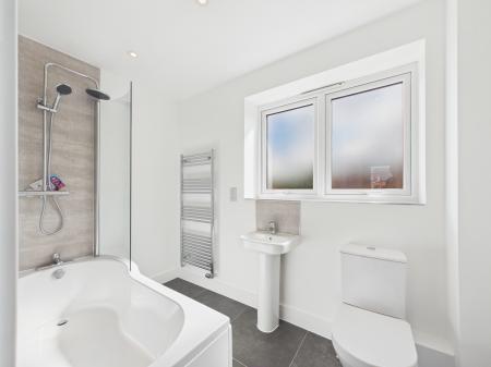 3 bedroom Terraced House for sale in Mable Close, Melton Mowbray, LE13