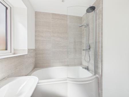 2 bedroom Flat for sale in Mable Close, Melton Mowbray, LE13