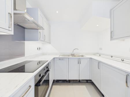 2 bedroom Flat for sale in Mable Close, Melton Mowbray, LE13