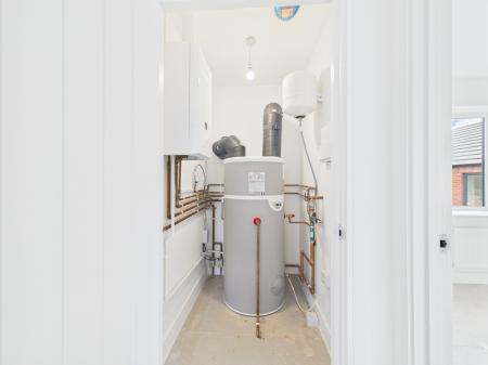 2 bedroom Flat for sale in Mable Close, Melton Mowbray, LE13