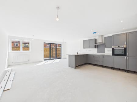 3 bedroom Terraced House for sale in Mable Close, Melton Mowbray, LE13