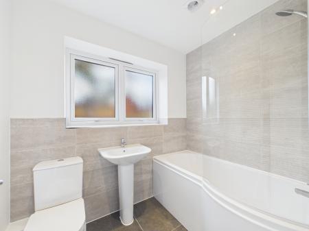 2 bedroom Terraced House for sale in Mable Close, Melton Mowbray, LE13