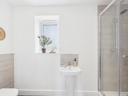 3 bedroom Detached house for sale in Kennelmore Road, Melton Mowbray, LE13