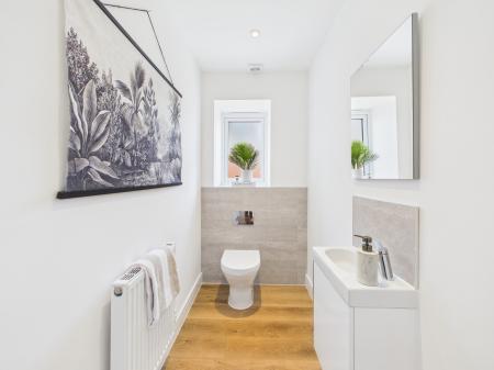 3 bedroom Detached house for sale in Kennelmore Road, Melton Mowbray, LE13