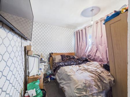 3 bedroom Flat for sale in Cort Crescent, Braunstone, LE3