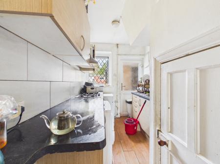 3 bedroom Flat for sale in Cort Crescent, Braunstone, LE3