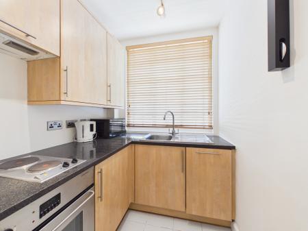 1 bedroom Flat to let in Sloane Avenue, SW3