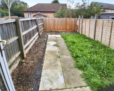 2 bedroom Terraced House for sale in Rudkin Drive, Sleaford, NG34