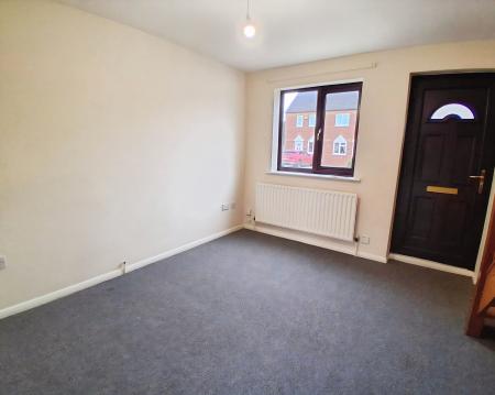 2 bedroom Terraced House for sale in Rudkin Drive, Sleaford, NG34