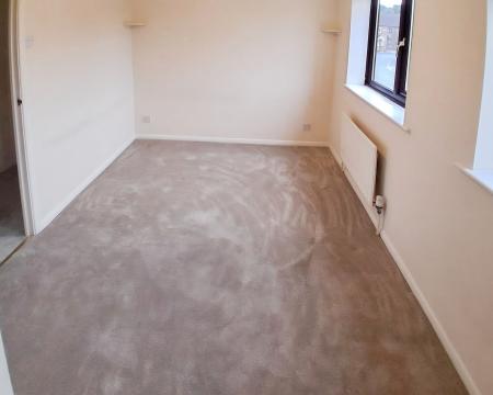 2 bedroom Terraced House for sale in Rudkin Drive, Sleaford, NG34