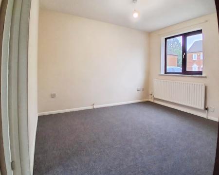 2 bedroom Terraced House for sale in Rudkin Drive, Sleaford, NG34