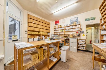 2 bedroom End of terrace house for sale in Carholme Road, Lincoln, Lincoln, LN1