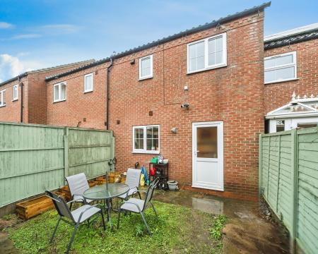 3 bedroom Terraced House for sale in Matlkin Road, Fenton, Lincoln, LN1