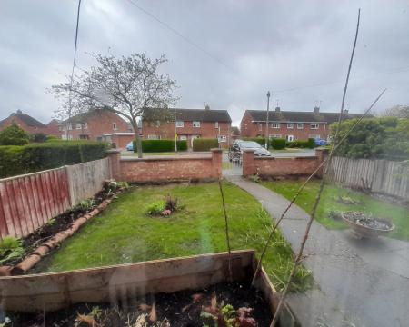 3 bedroom Terraced House to let in Laughton Way, Lincoln, LN2