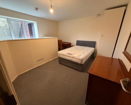 1 bedroom Flat to let in Carholme Road, Lincoln, LN1