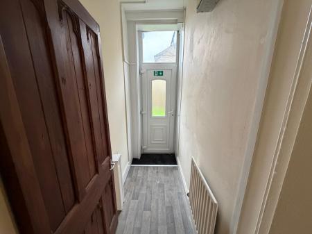 1 bedroom Flat to let in Carholme Road, Lincoln, LN1