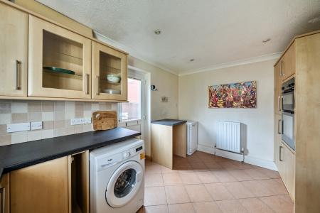 2 bedroom Bungalow for sale in Meadowlake Close, Lincoln, LN6