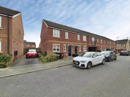 3 bedroom Terraced House to let in Appleby Way, Lincoln, LN6