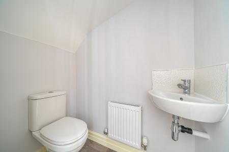 2 bedroom Semi-detached house for sale in Westbrooke Road, Lincoln, LN6