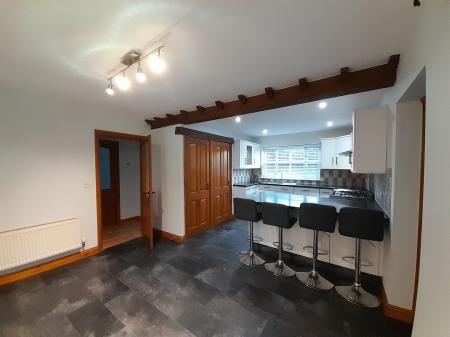 4 bedroom Detached house to let in Ryland Road, Dunholme, Lincoln, LN2