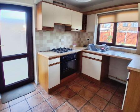 3 bedroom Semi-detached house to let in Abingdon Close, Lincoln, Lincoln, LN6