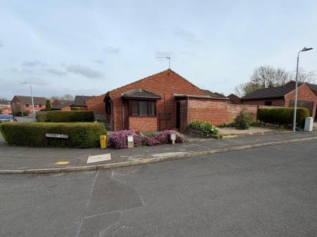 3 bedroom Bungalow to let in Millfield Road, Metheringham, Lincoln, LN4