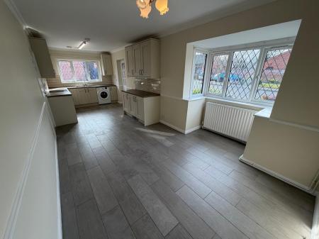 3 bedroom Bungalow to let in Millfield Road, Metheringham, Lincoln, LN4