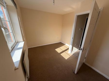 4 bedroom Terraced House to let in Exley Square, Lincoln, LN2