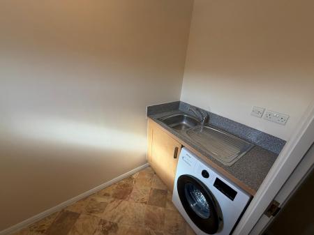 4 bedroom Terraced House to let in Exley Square, Lincoln, LN2