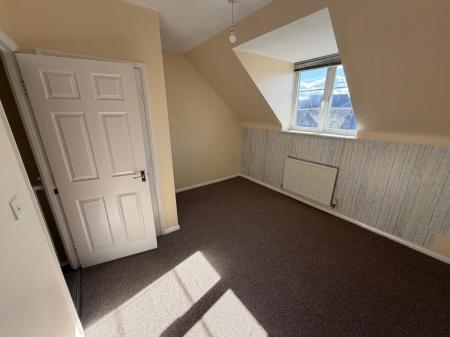 4 bedroom Terraced House to let in Exley Square, Lincoln, LN2
