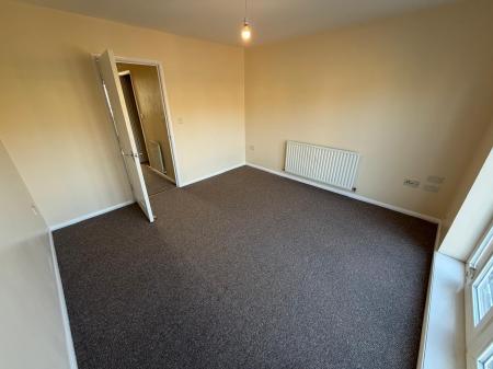 4 bedroom Terraced House to let in Exley Square, Lincoln, LN2