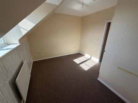 4 bedroom Terraced House to let in Exley Square, Lincoln, LN2
