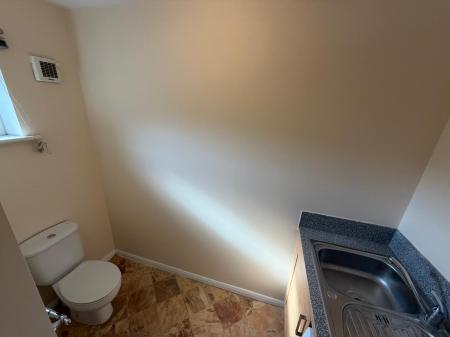 4 bedroom Terraced House to let in Exley Square, Lincoln, LN2