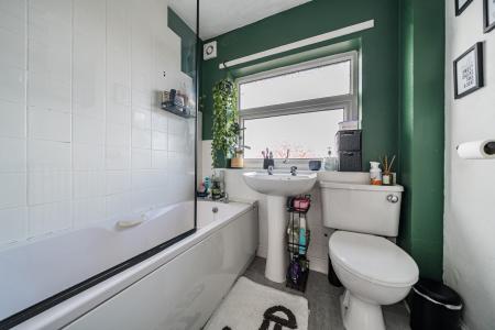 2 bedroom Terraced House for sale in Antrim Road, Lincoln, LN5