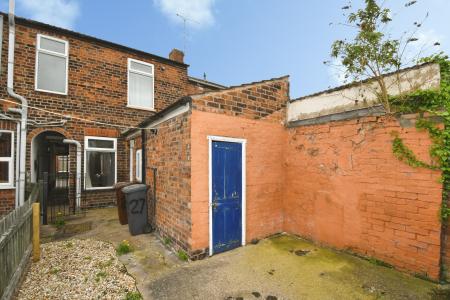 2 bedroom Terraced House for sale in Baggholme Road, Lincoln, LN2