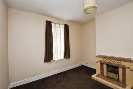 2 bedroom Terraced House for sale in Baggholme Road, Lincoln, LN2