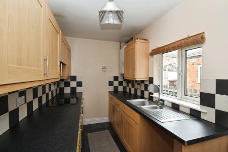 2 bedroom Terraced House for sale in Baggholme Road, Lincoln, LN2