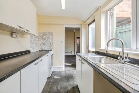 2 bedroom Terraced House for sale in Bernard Street, Lincoln, LN2