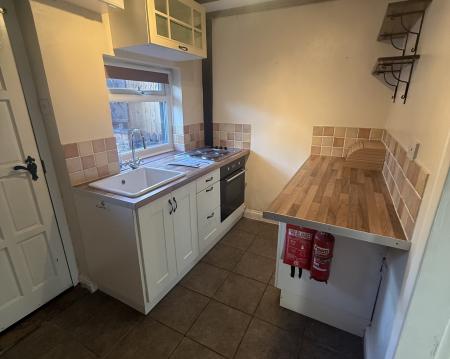 1 bedroom Terraced House to let in London Row, Newark, NG23