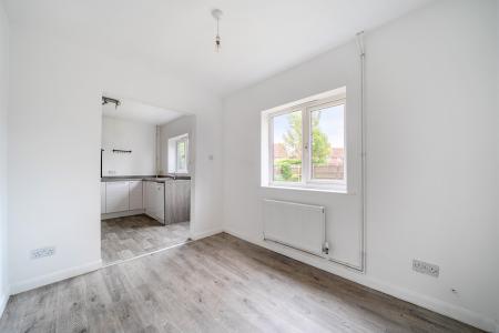 4 bedroom End of terrace house for sale in Harrowby Lane, Grantham, NG31