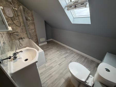 1 bedroom Flat to let in High Street, Lincoln, LN5