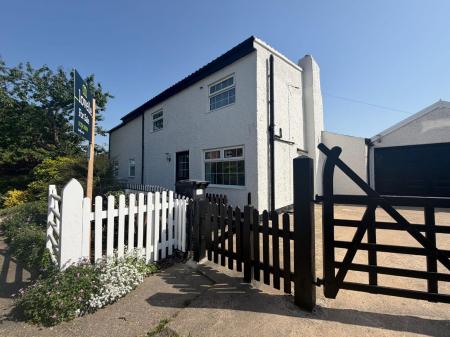 3 bedroom Detached house to let in Storeys Lane, Lincolnshire, Skegness, PE24